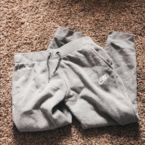 girls nike sweatpants